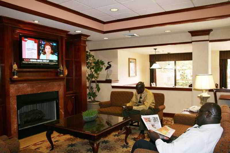 Hampton Inn Raleigh Capital Blvd North Interior photo